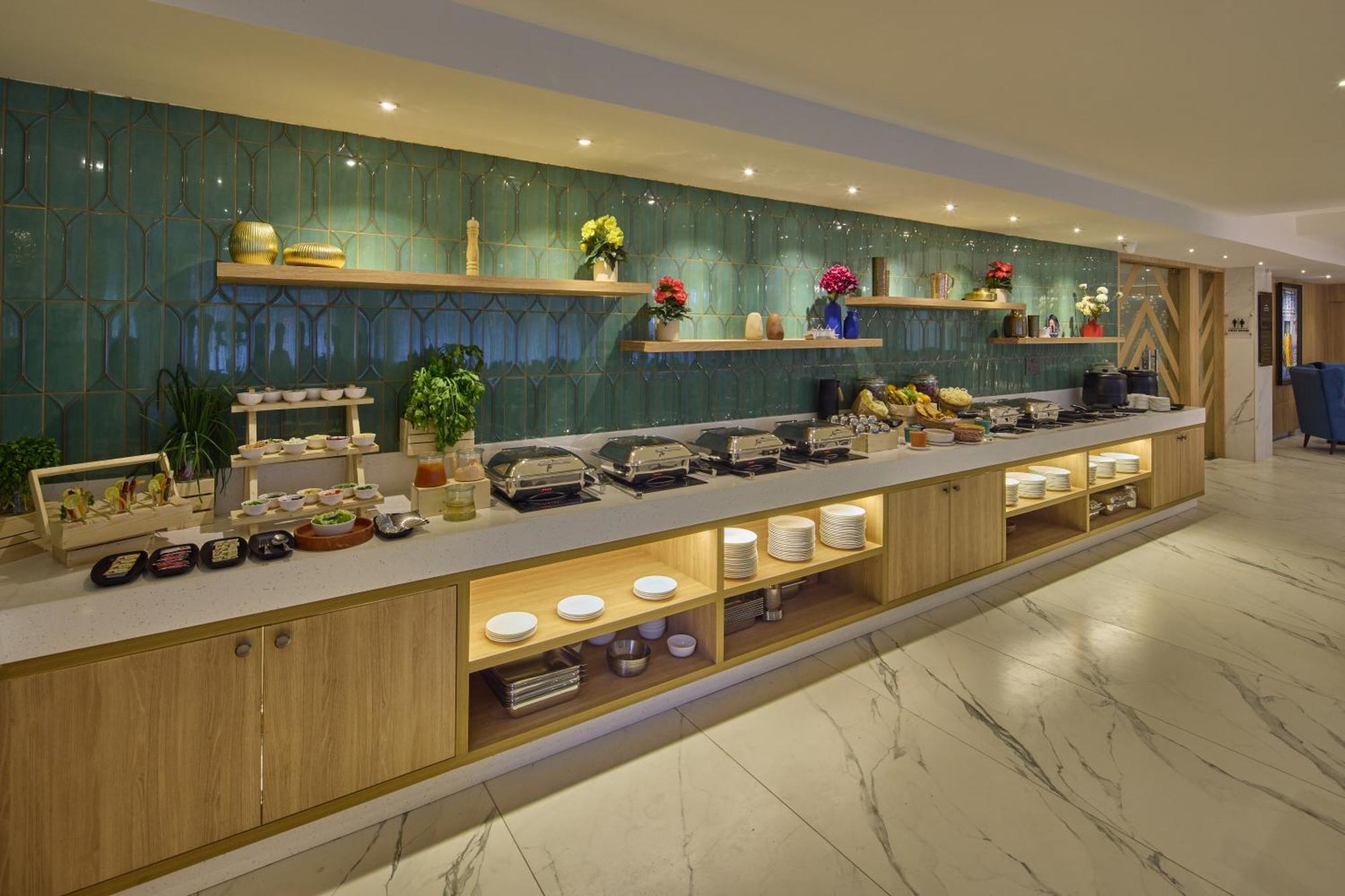 Grand Continent Hebbal A Sarovar Portico Affiliate Hotel Bangalore Exterior photo