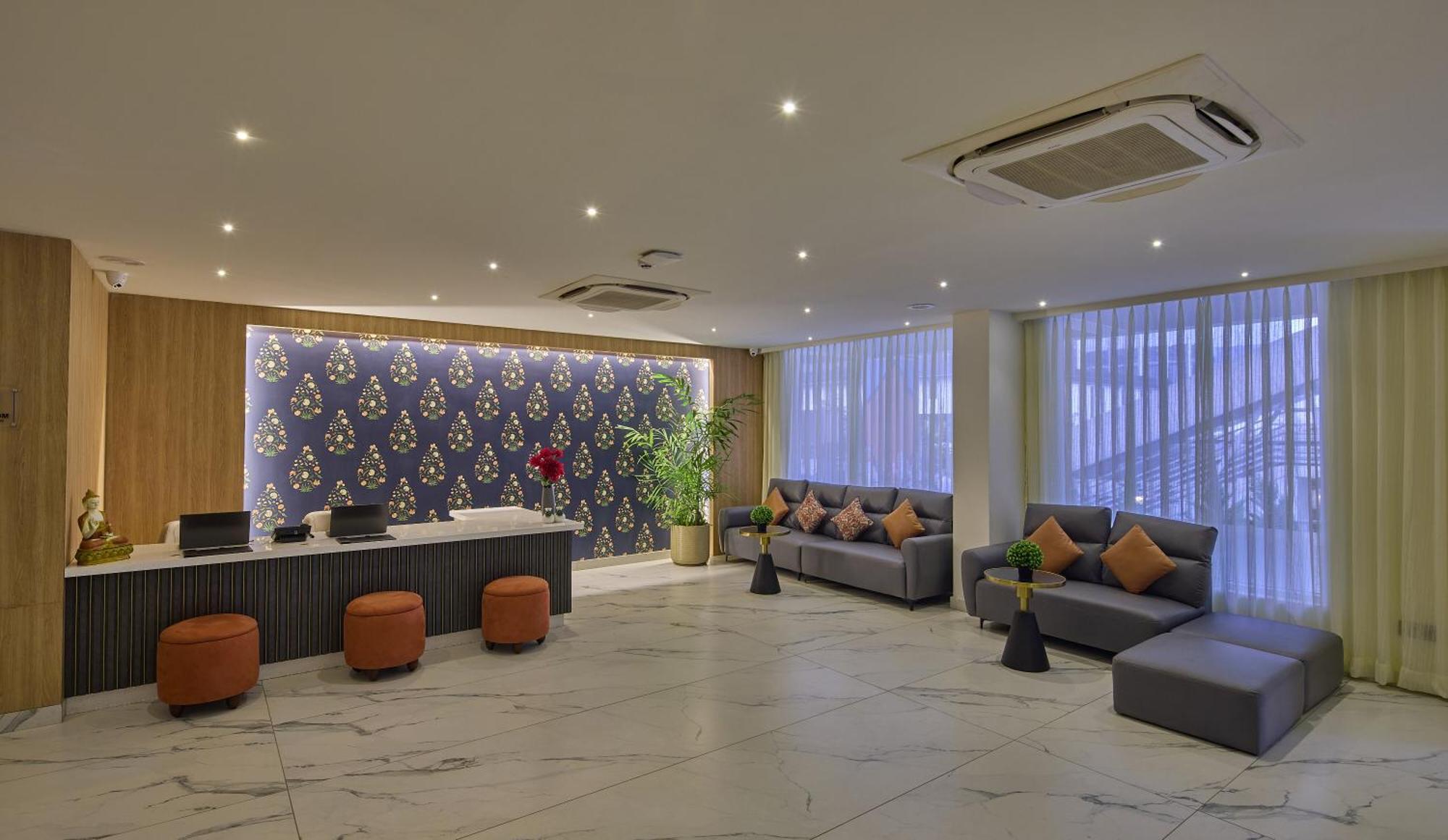 Grand Continent Hebbal A Sarovar Portico Affiliate Hotel Bangalore Exterior photo